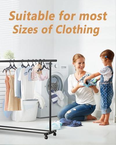 Our Take on the 10-Pack Dual-Tone Travel Hangers