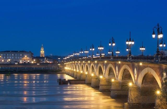 The Best Things to Do in Bordeaux, a Land of Wine and Castles