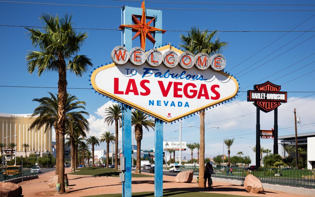 12 Best Steakhouses in Las Vegas for Showgirl, Mob-Boss, and Retro Vibes