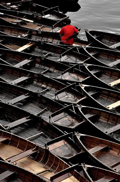 “Whenever we get a break, I’m straight abroad. I don’t waste any time.” England’s Holly Aitchison on rugby, travel, and her secret weapon on the pitch